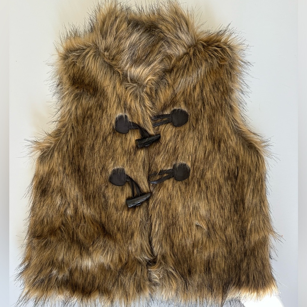 Tucker Tate size medium 8/10 faux fur vest, Nordstrom’s